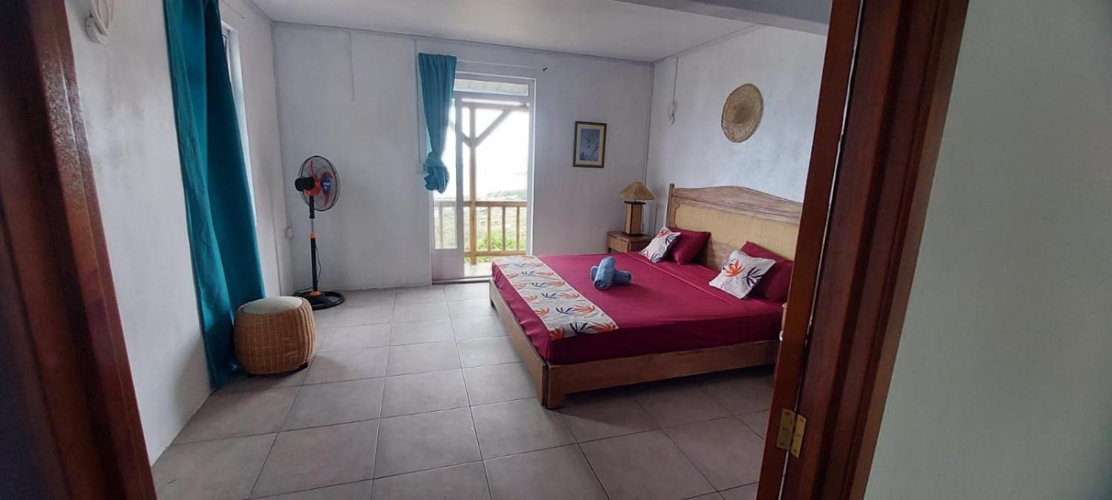 Chez Laineda Le Bijou Mourouk Rodrigues Panzió Port South East Kültér fotó